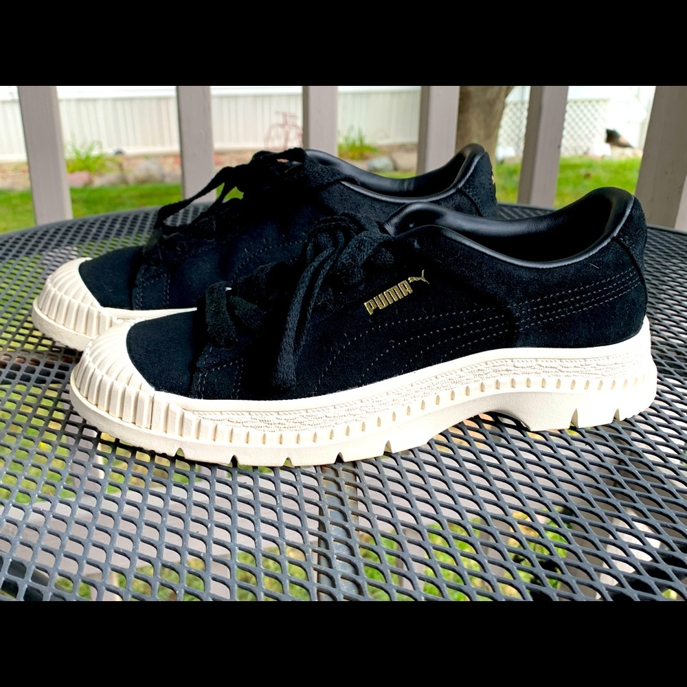 Women’s Puma’s Utility Suede Shoes